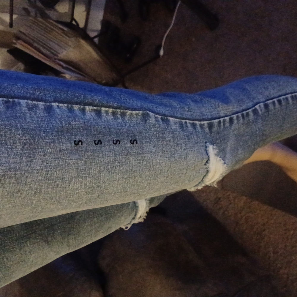 Jeans - Picture 3 of 3